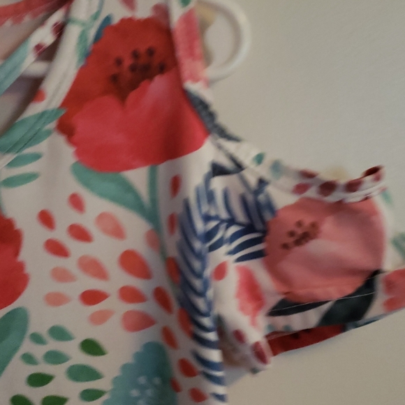 Dress - Picture 2 of 4